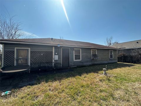 Tiny photo for 7001 Finch Street, Houston, TX 77028 (MLS # 39394748)