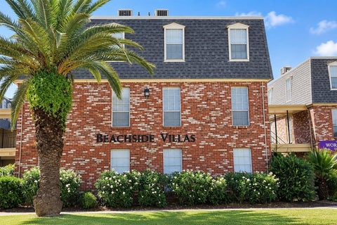 Apartment For Rent - 217 Church Street #207<br/> Galveston, TX 77550