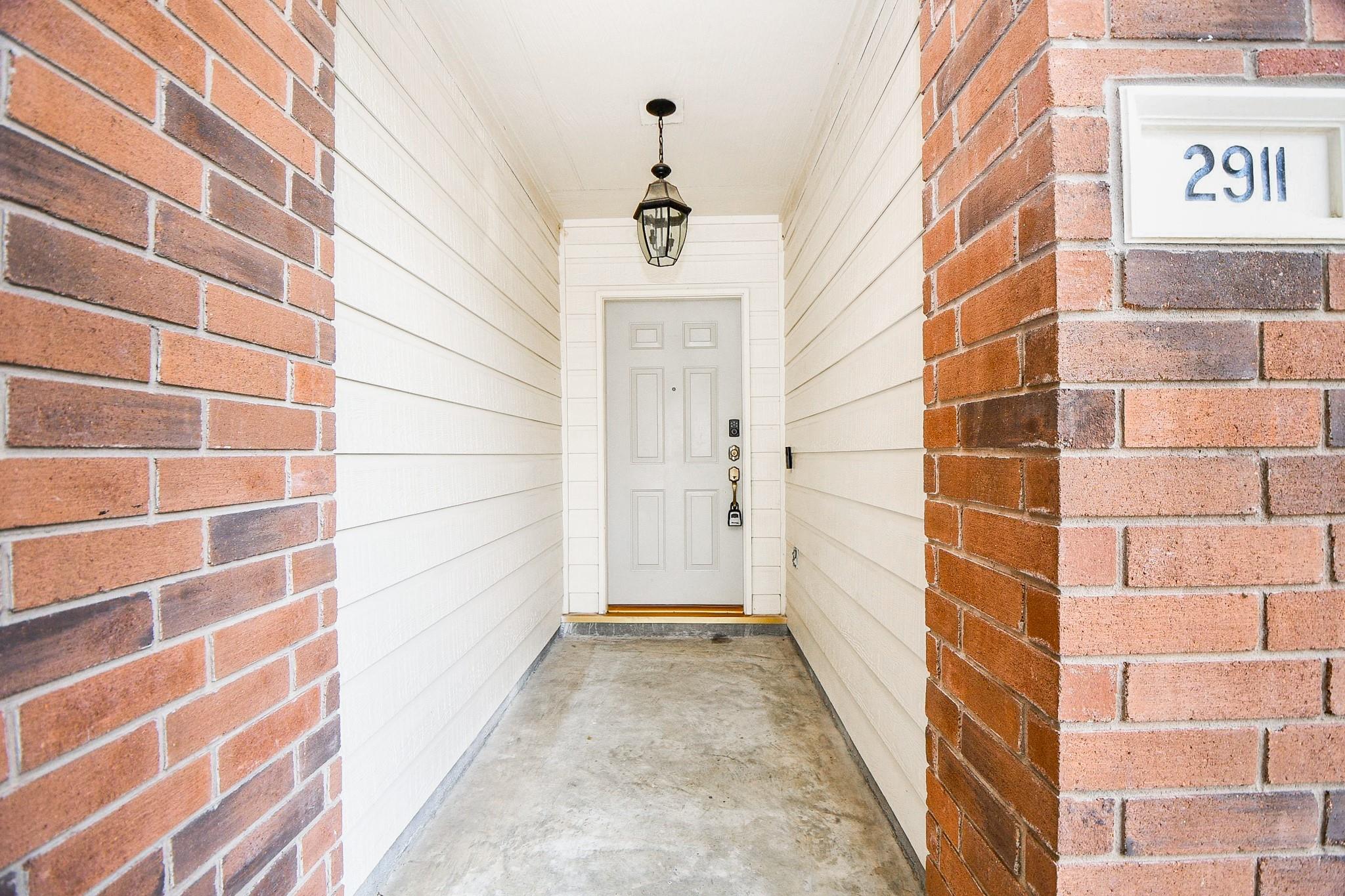 2911 Copper Cliff Drive
