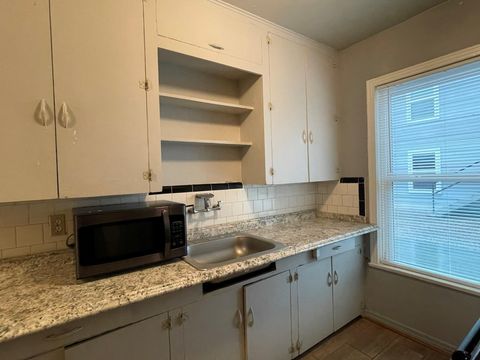 Photo of 537 Studewood Street #2, Houston, TX 77007 (MLS # 68750963)