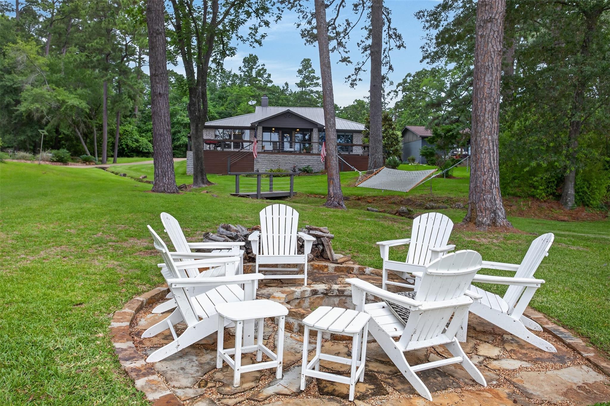 214 Lazy Lane Circle