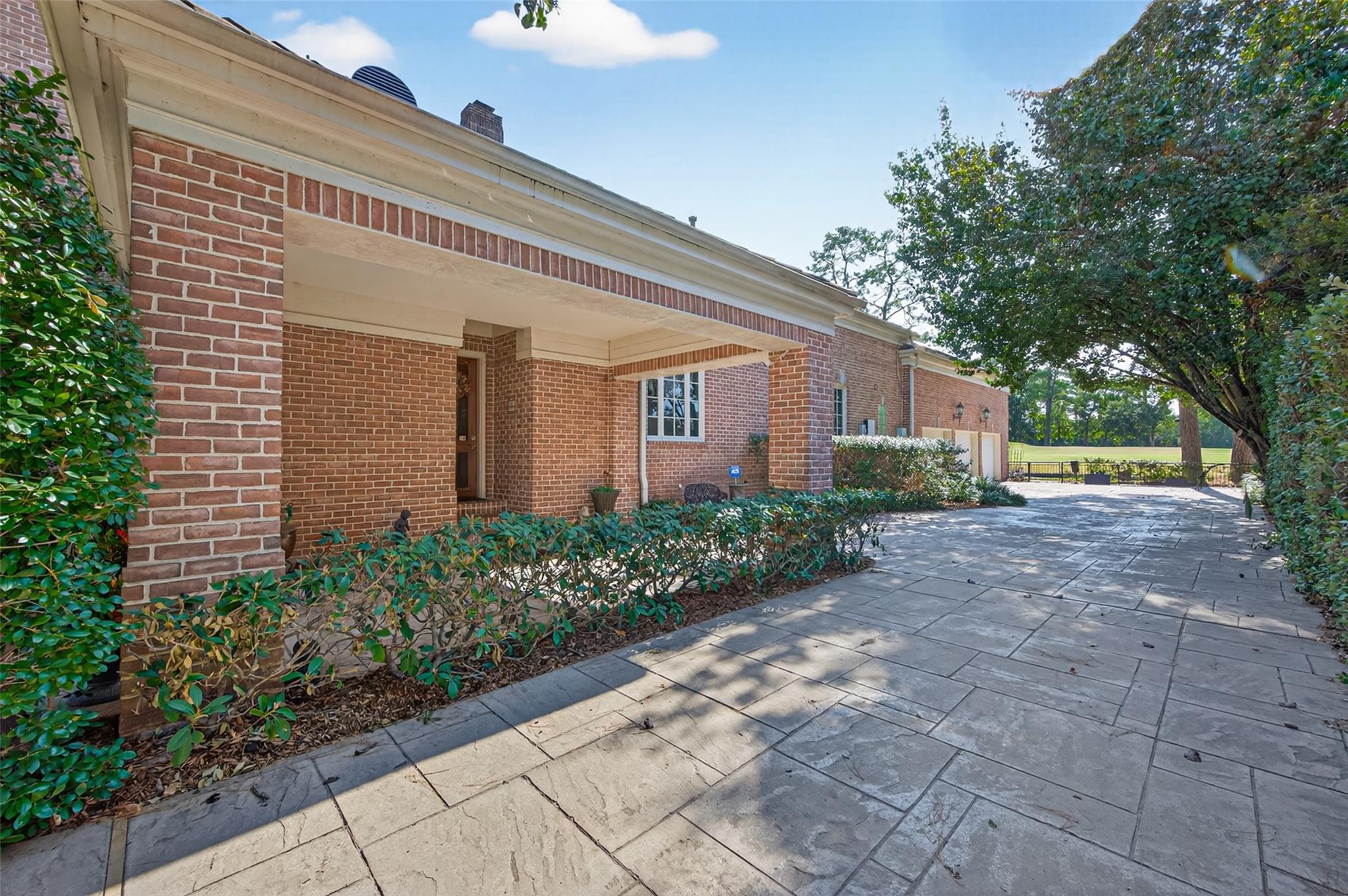 16703 Southern Oaks Drive Drive