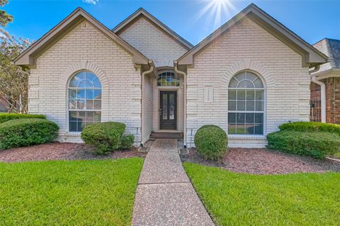 Photo of 14303 Reissen Lane, Houston, TX 77069 (MLS # 44731584)