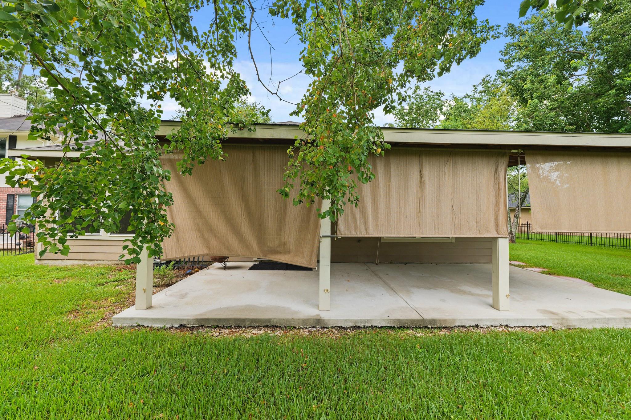 16018 Sea Palms Drive