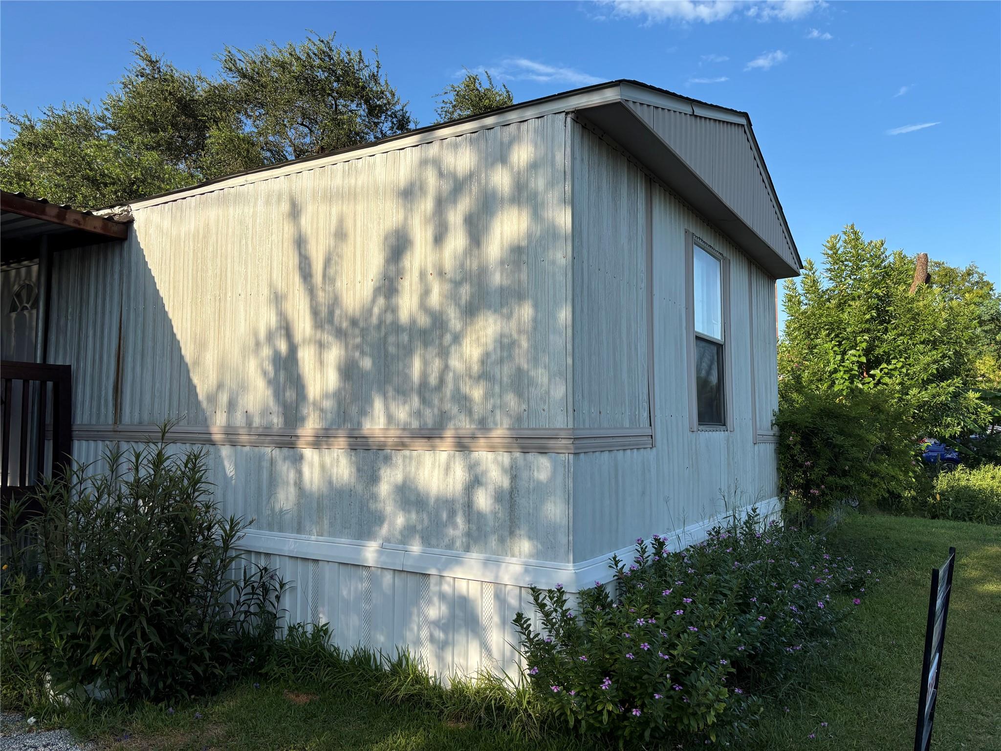 902 Ferol Lane