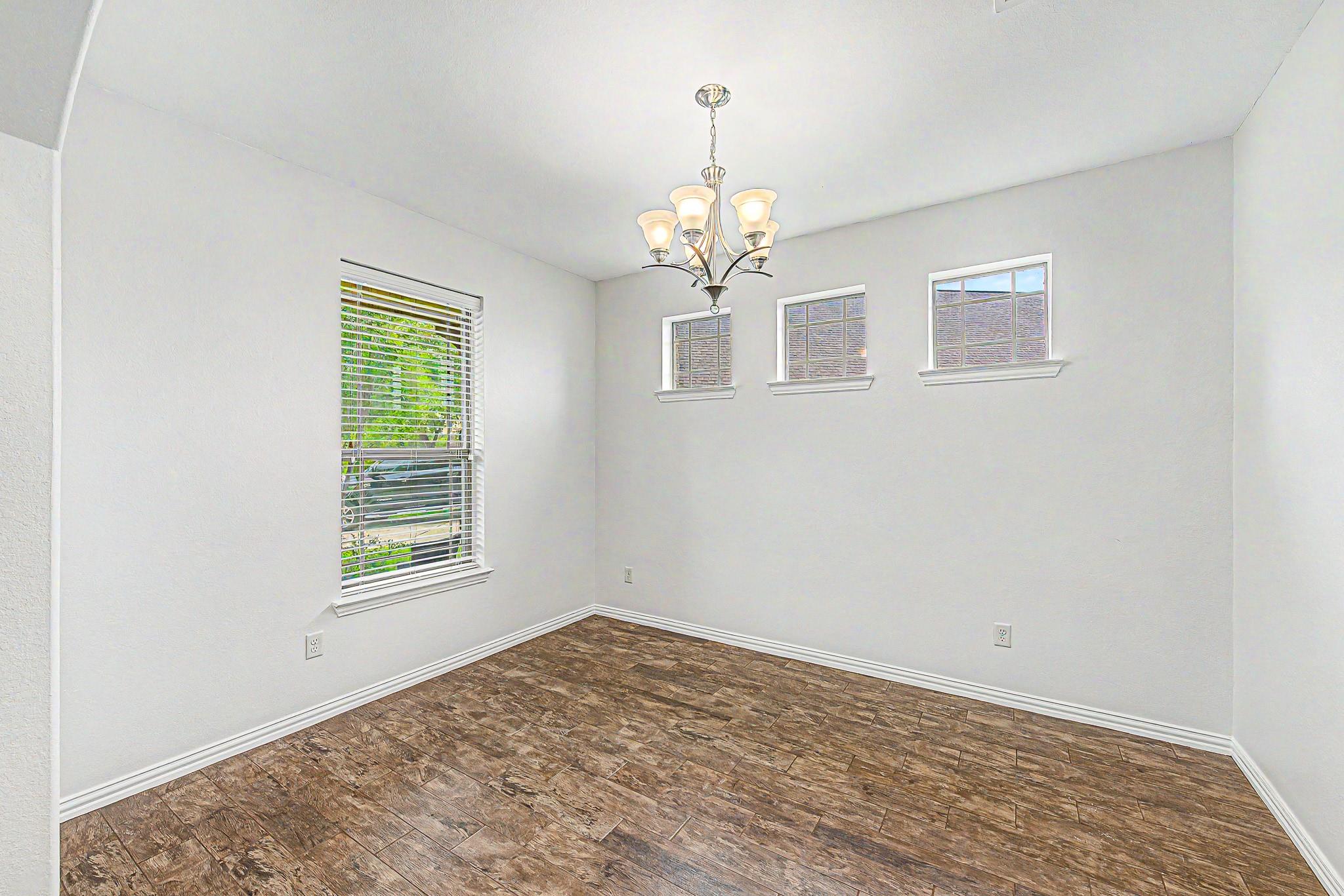2302 Blue Jay Lane