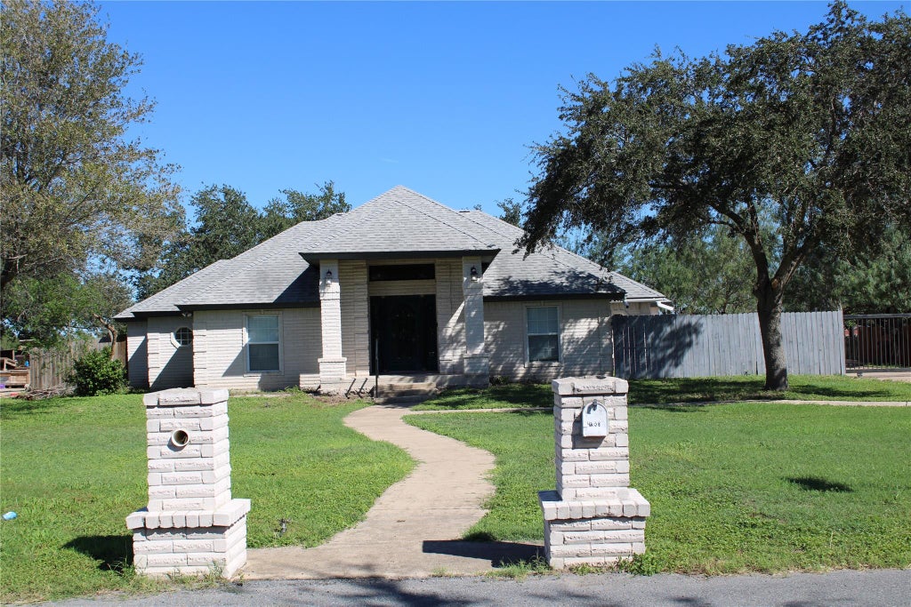 Photo of 4208 Country Street St, Edinburg, TX 78541 (MLS # 47183396)