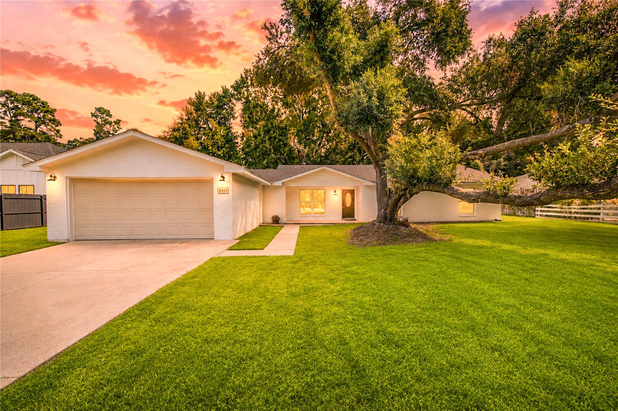 5411 Logston Lane