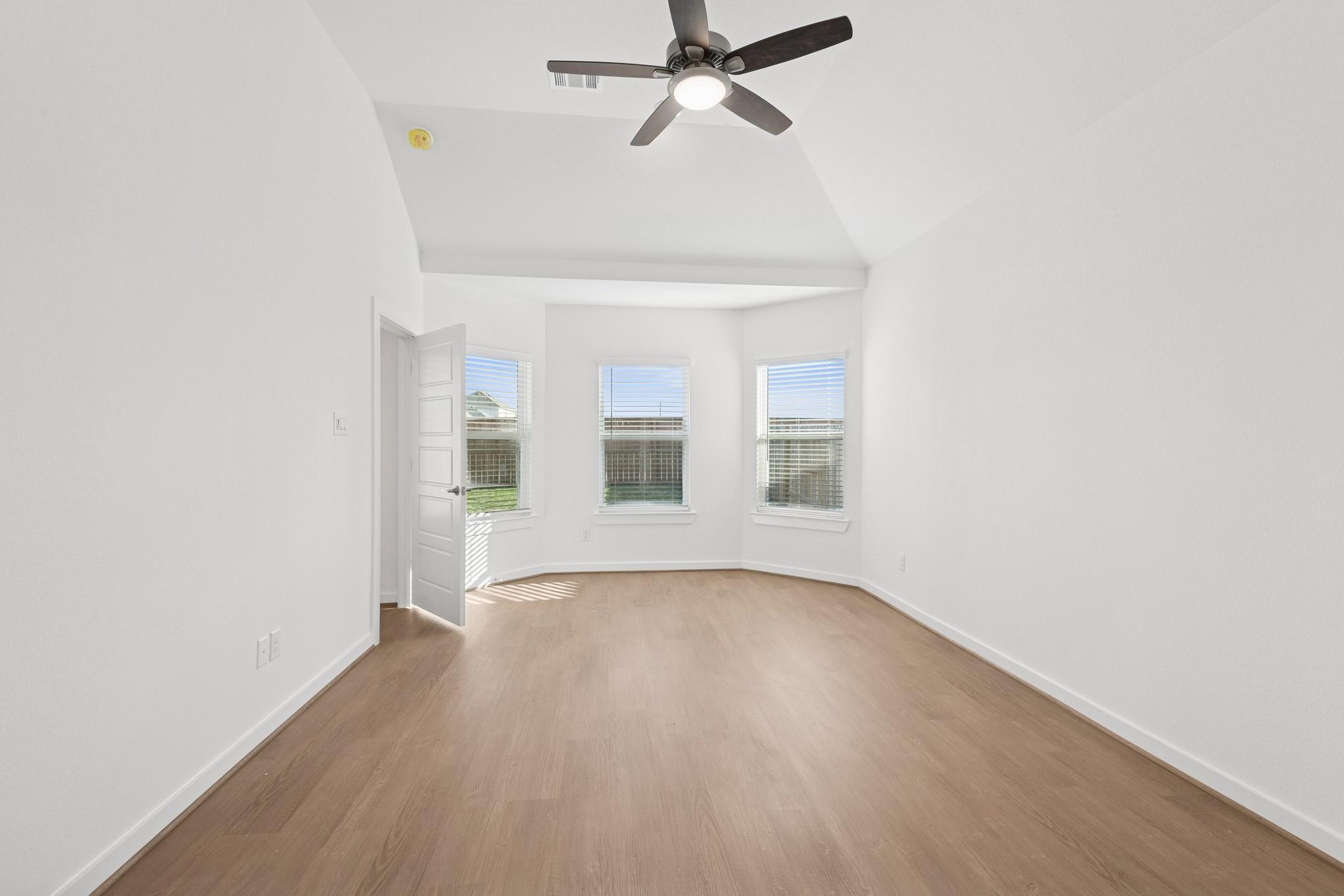 32215 Sunbeam Drive