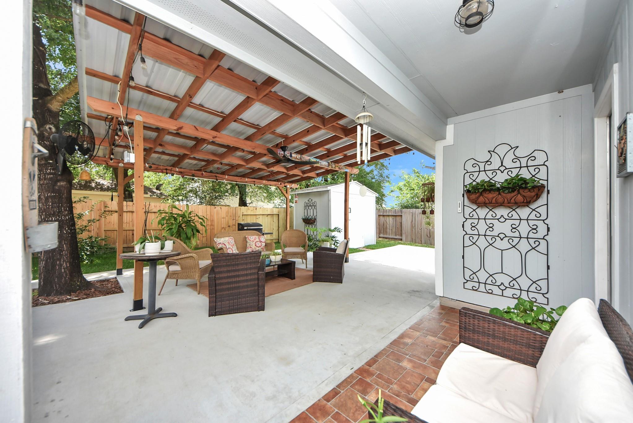 15 Bark Bend Place
