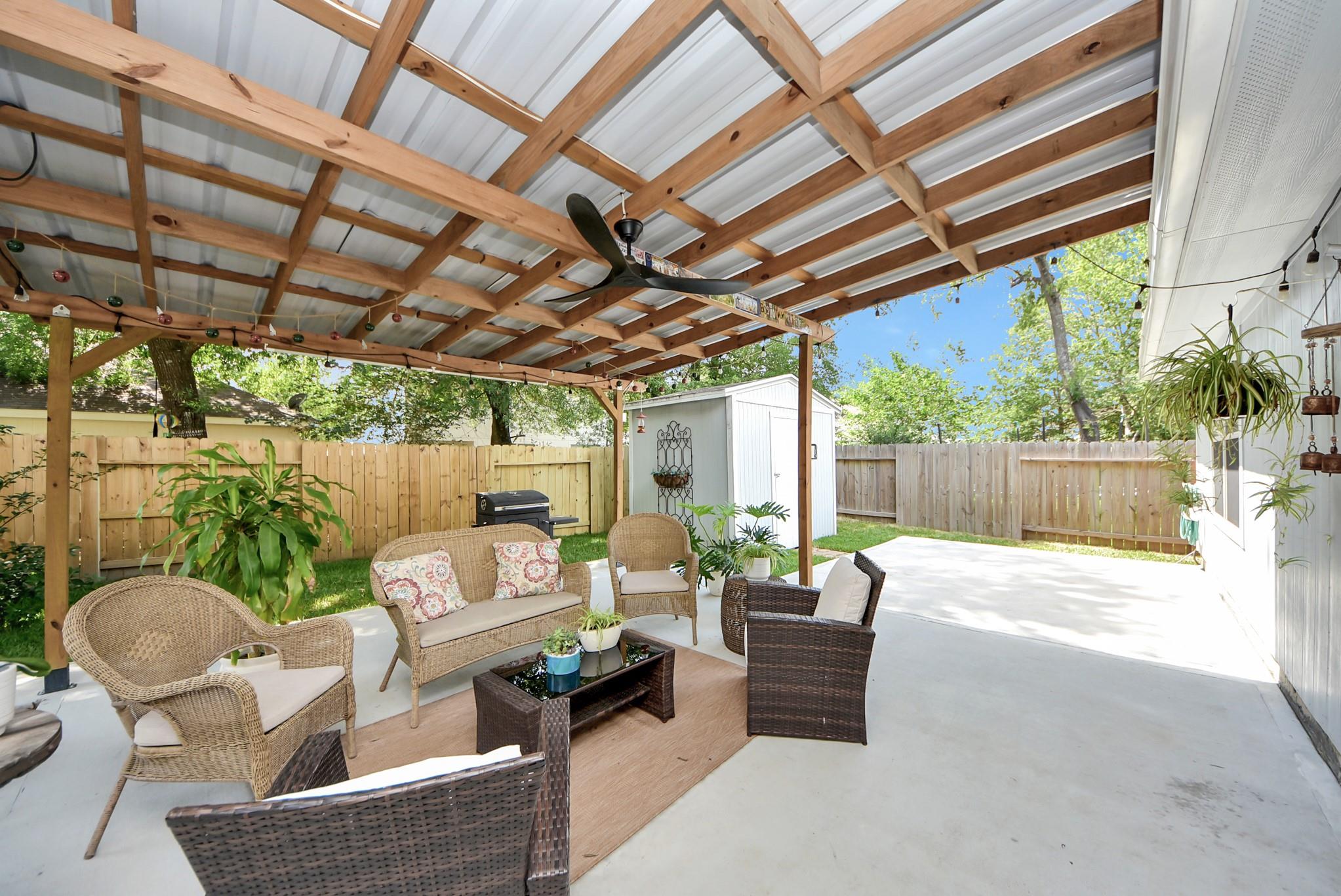 15 Bark Bend Place