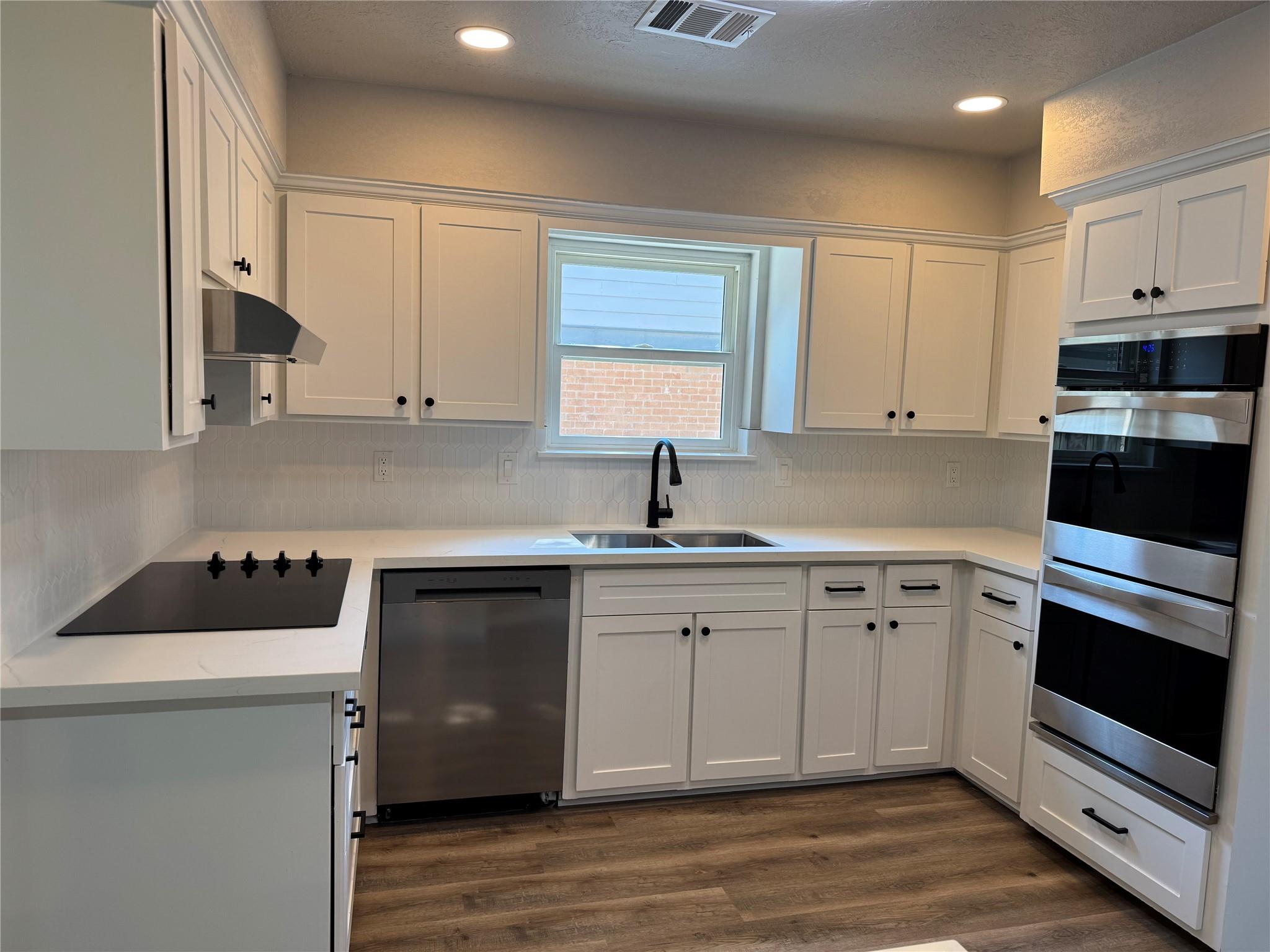 4214 Honey Oaks Drive