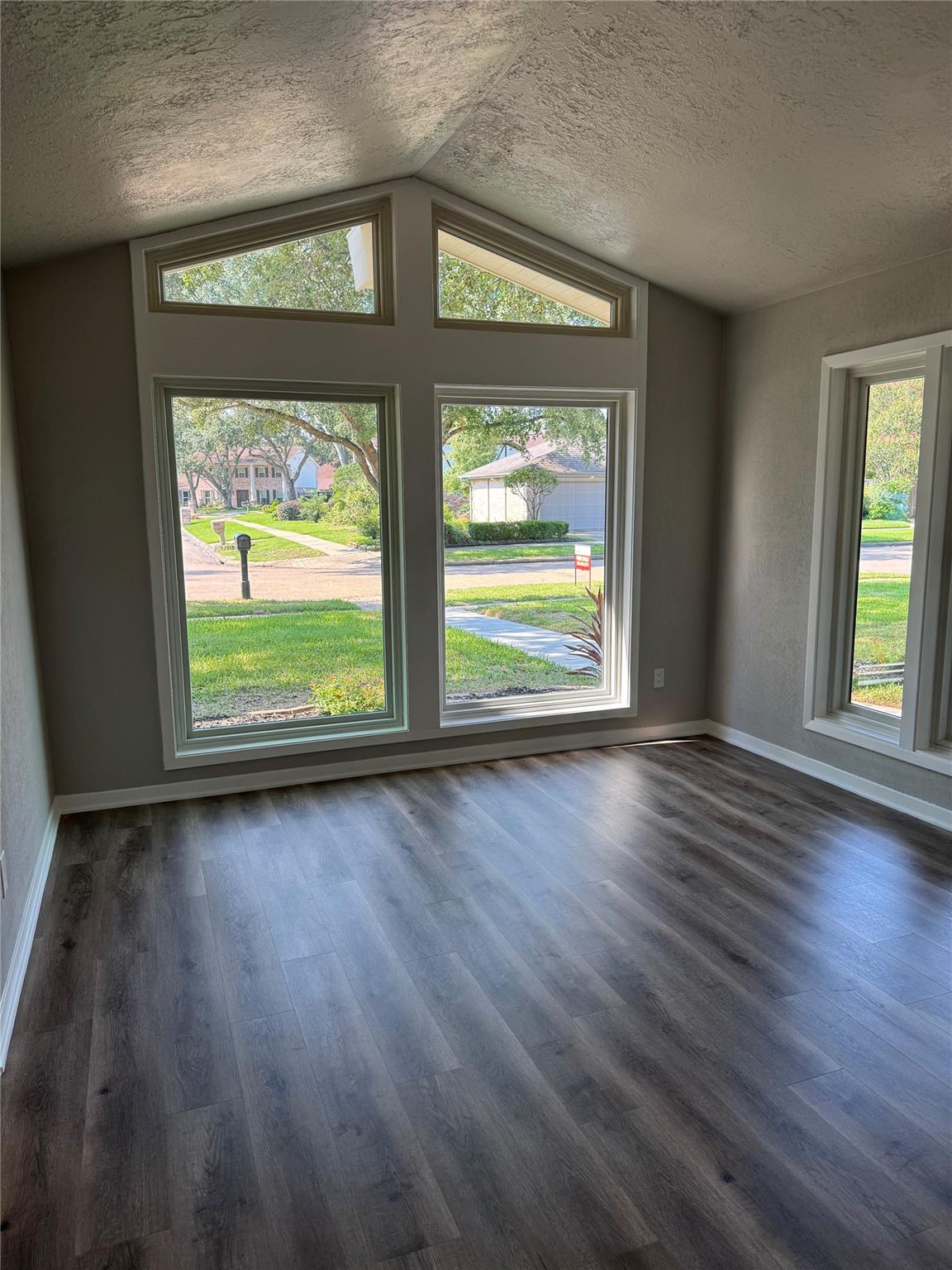 4214 Honey Oaks Drive