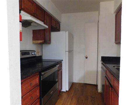 Photo of 10211 Sugar Branch Drive #320, Houston, TX 77036 (MLS # 90529986)