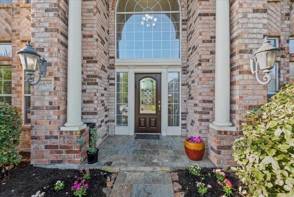 Photo of 6507 Quiet Pointe Drive, Spring, TX 77389 (MLS # 81737552)