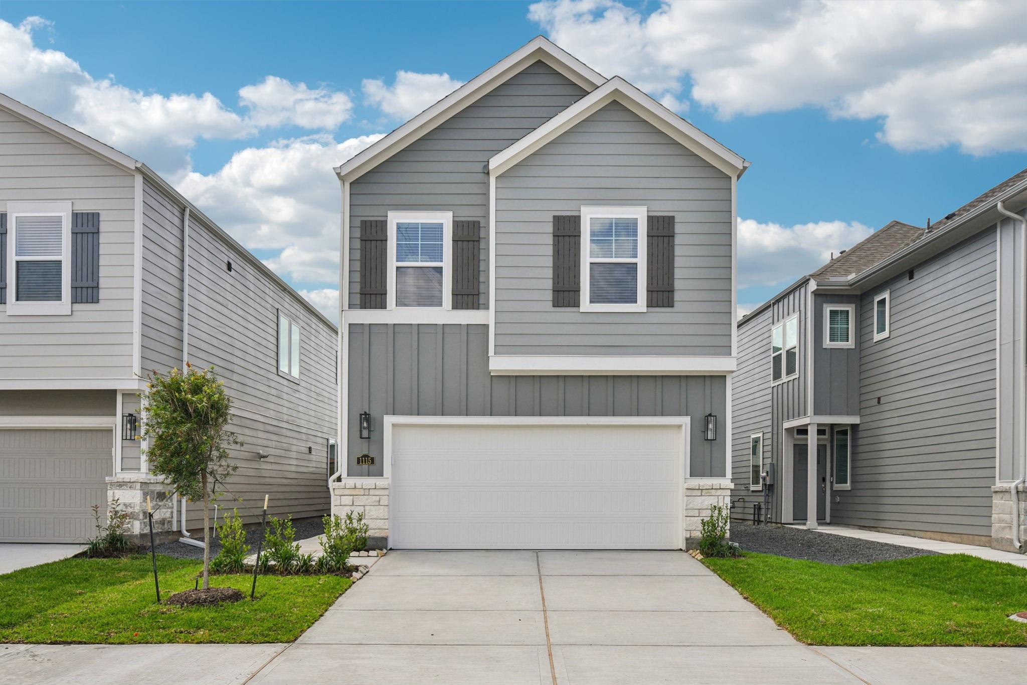 1115 Cedar Place Lane