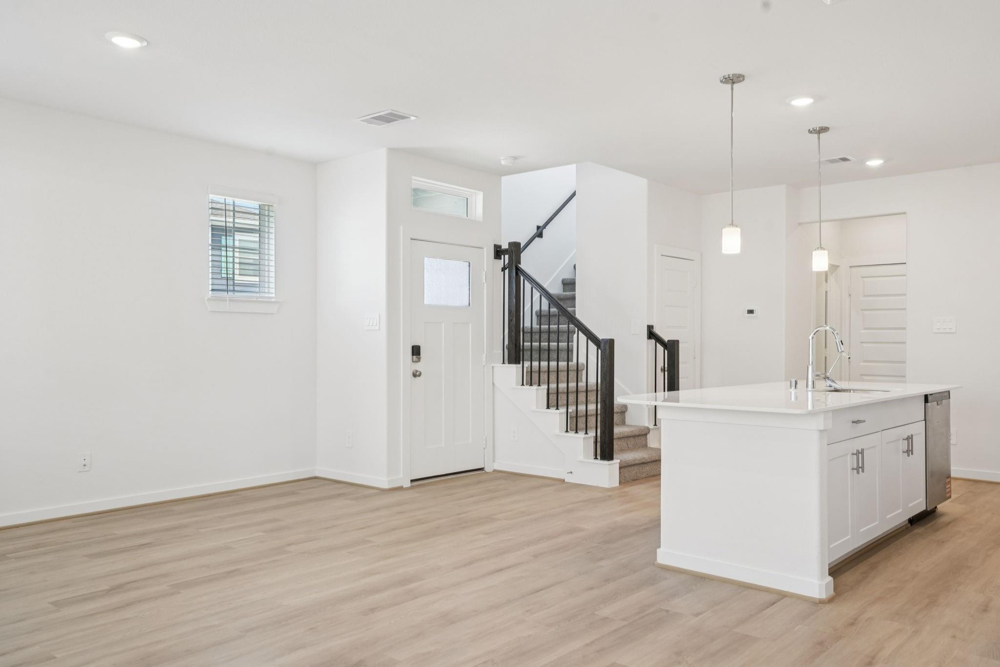 1115 Cedar Place Lane