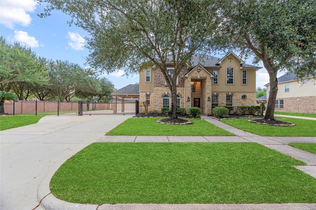 Photo of 21115 Winding Path Way, Richmond, TX 77406 (MLS # 76064407)