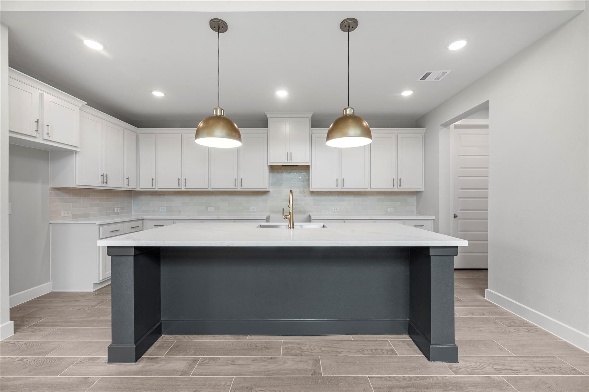 16207 Mallard View Lane