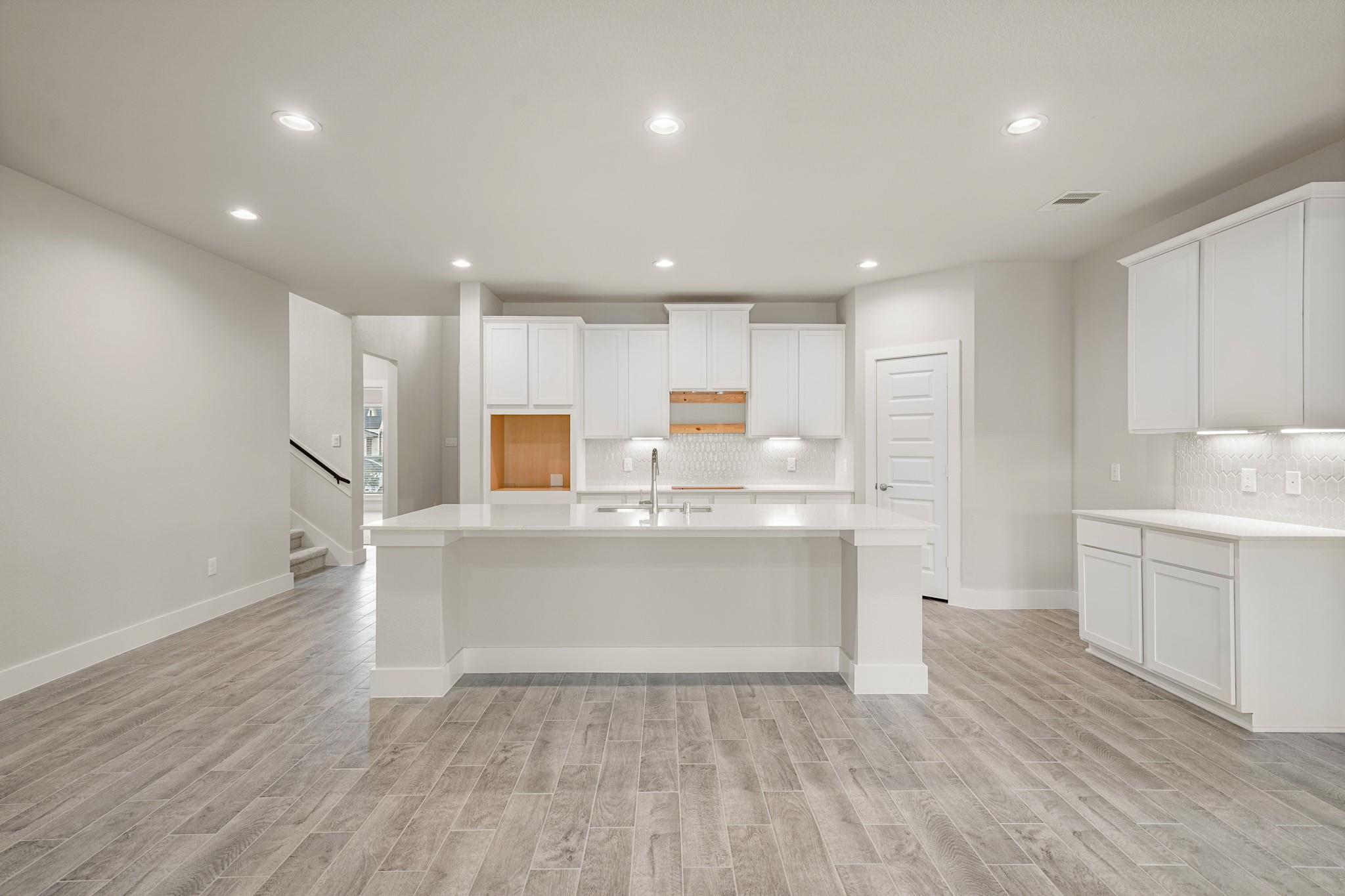 3203 Bushy Hawthorne Drive Drive