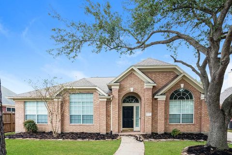 Photo of 12802 Magnolia Leaf Street, Houston, TX 77065 (MLS # 77721172)