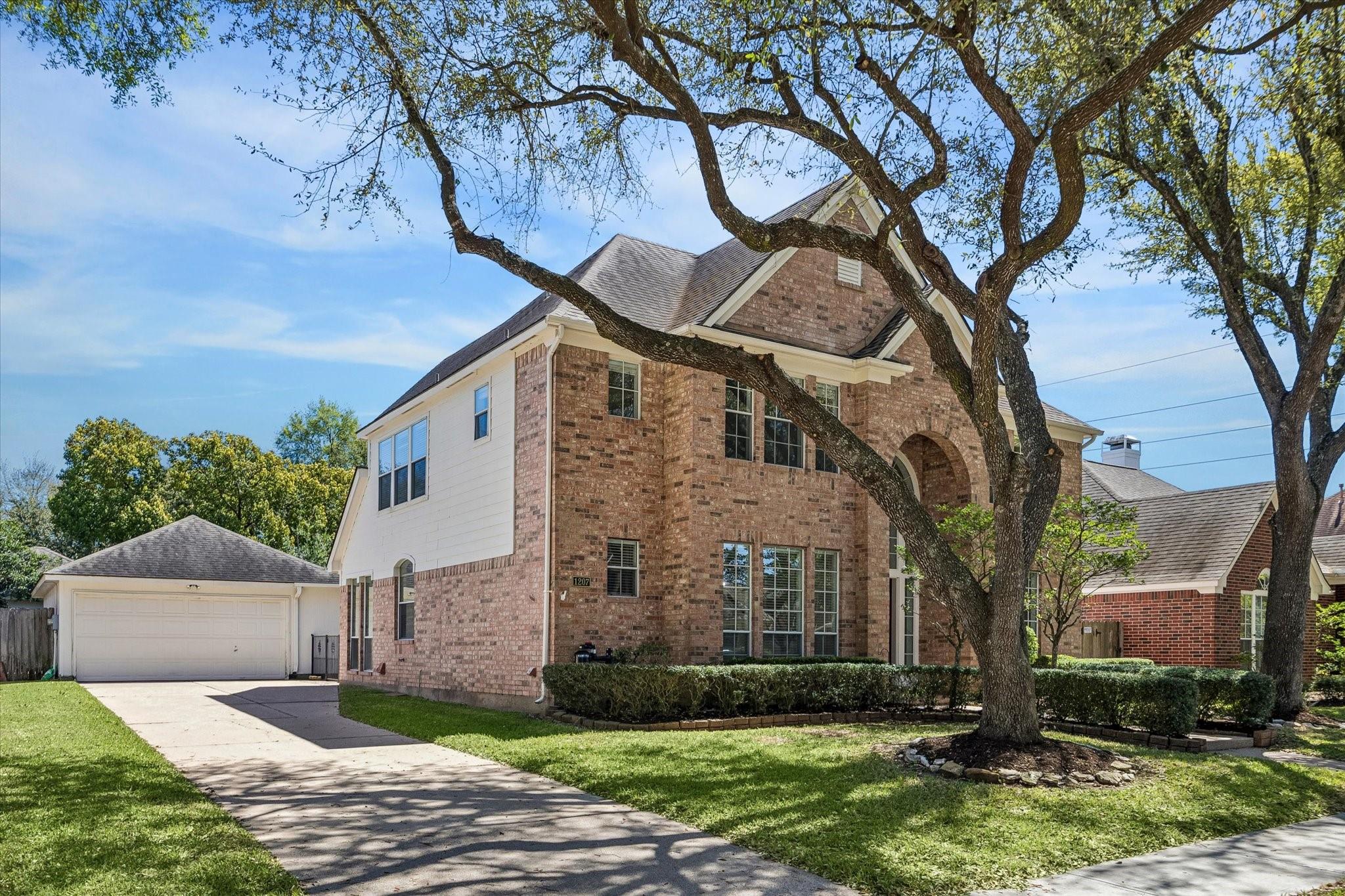 1207 Ellcreek Court