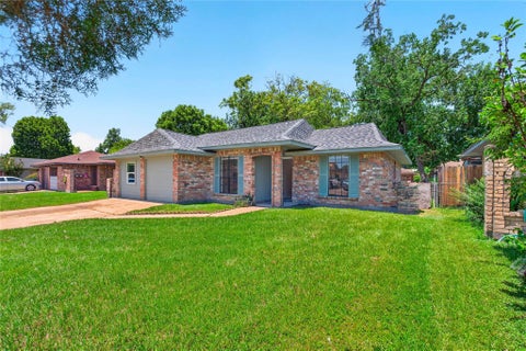 Photo of 2026 Bunzel Street, Houston, TX 77088 (MLS # 97960126)