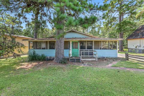 Homes For Sale - 20 Hideaway Trail<br/> Coldspring, TX 77331