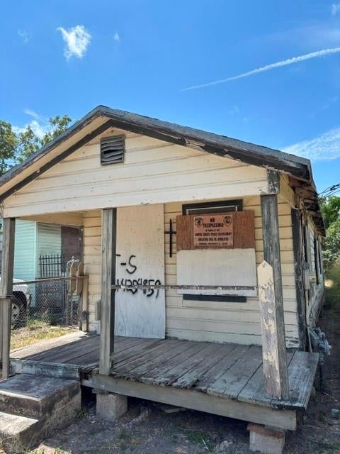Photo of 709 25th Street, Corpus Christi, TX 78405 (MLS # 93287030)