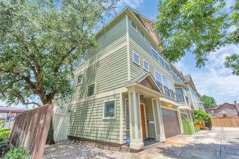 Townhouse For Sale - 2003 Wichita Street<br/> Harris County, Houston, TX 77004