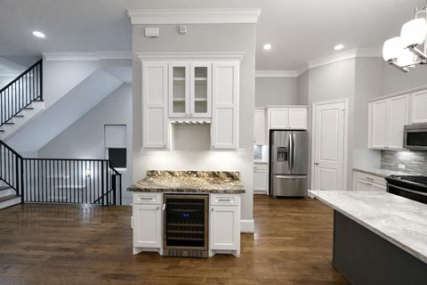 Photo of 1621 Shearn Street, Houston, TX 77007 (MLS # 16333595)