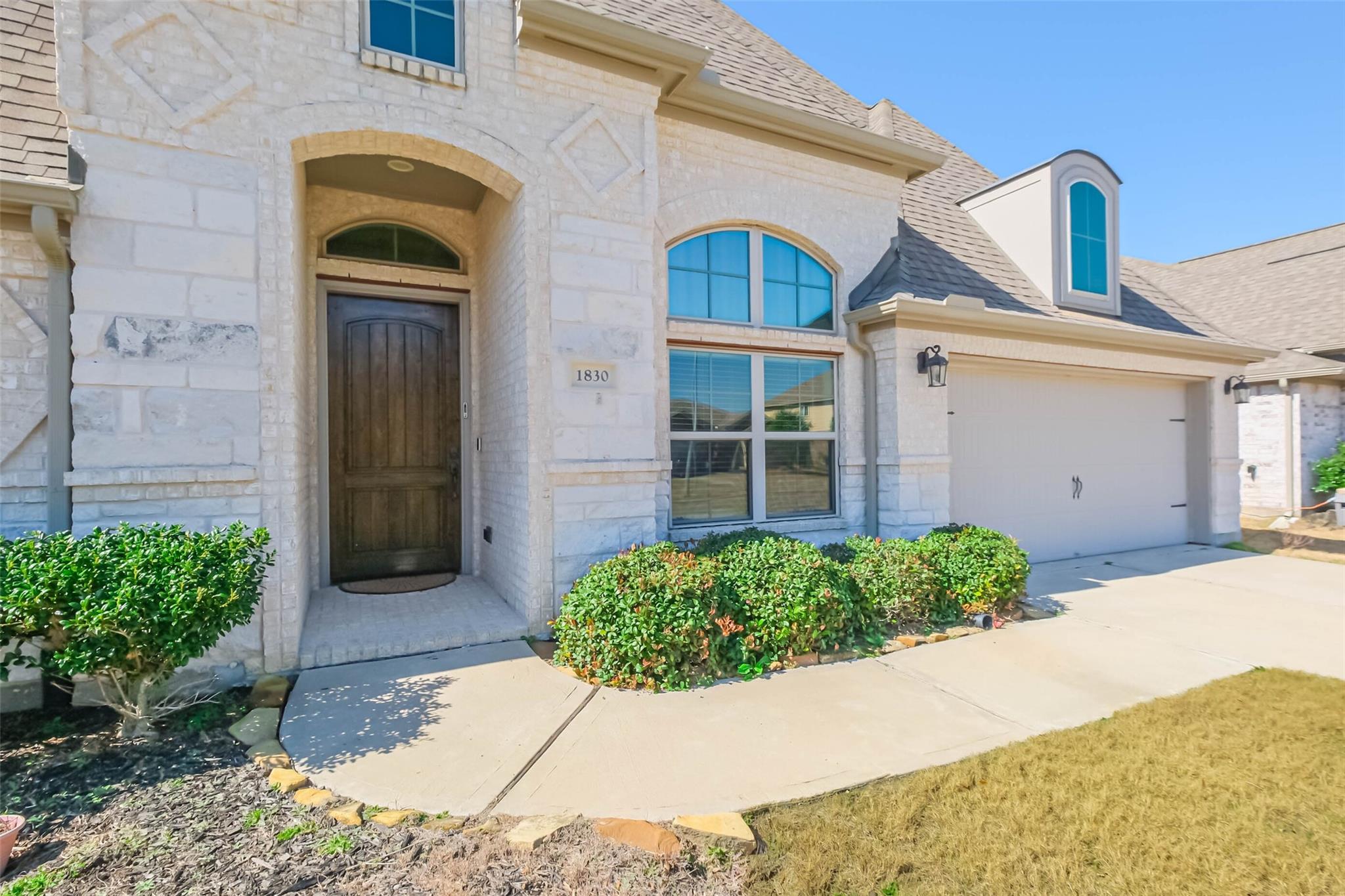 1830 Iron Lake Lane