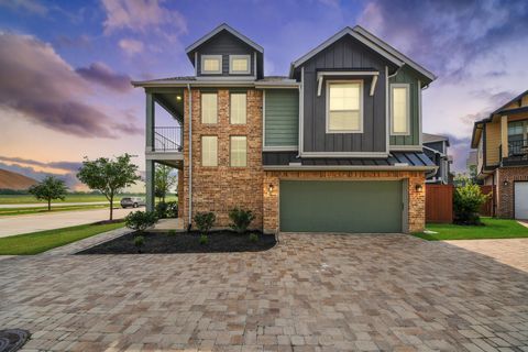 Photo of 23927 Oriole Valley Trail, Katy, TX 77493 (MLS # 28525789)