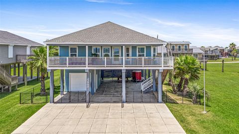 Photo of 22902 Verano Drive, Galveston, TX 77554 (MLS # 45310800)