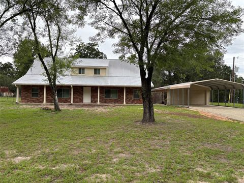 Photo of 8049 Forest Hills Drive, Montgomery, TX 77316 (MLS # 5600325)