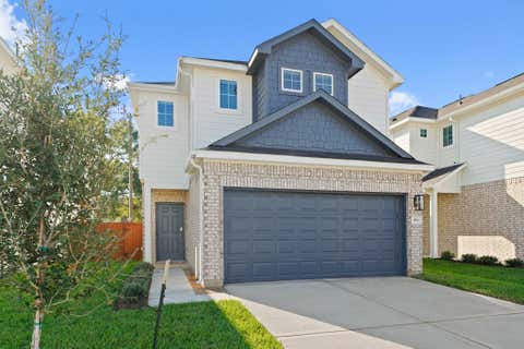 Photo of 831 Red Oakland Drive, Houston, TX 77090 (MLS # 21865920)