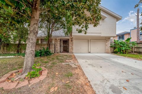 Photo of 2915 Windchase Boulevard, Houston, TX 77082 (MLS # 90078859)