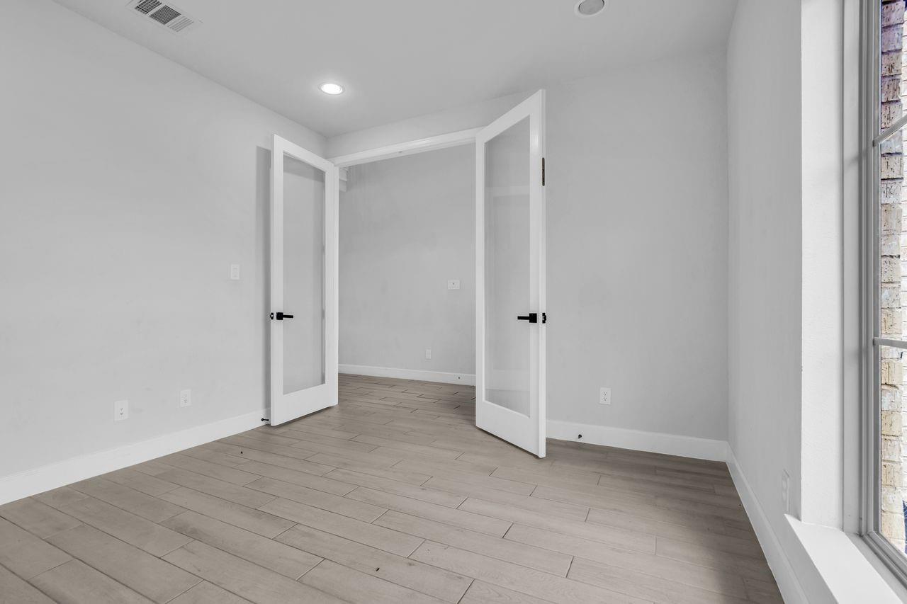 8702 Harbor Pines Drive