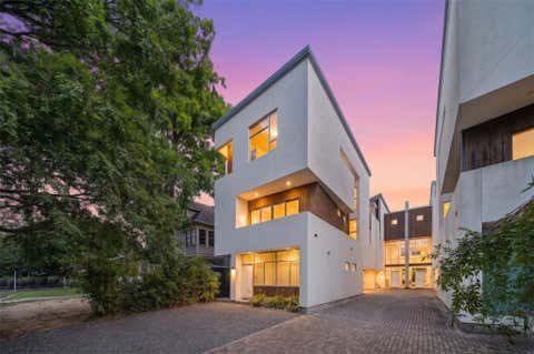 Photo of 505 W Alabama Street #C, Houston, TX 77006 (MLS # 28471185)