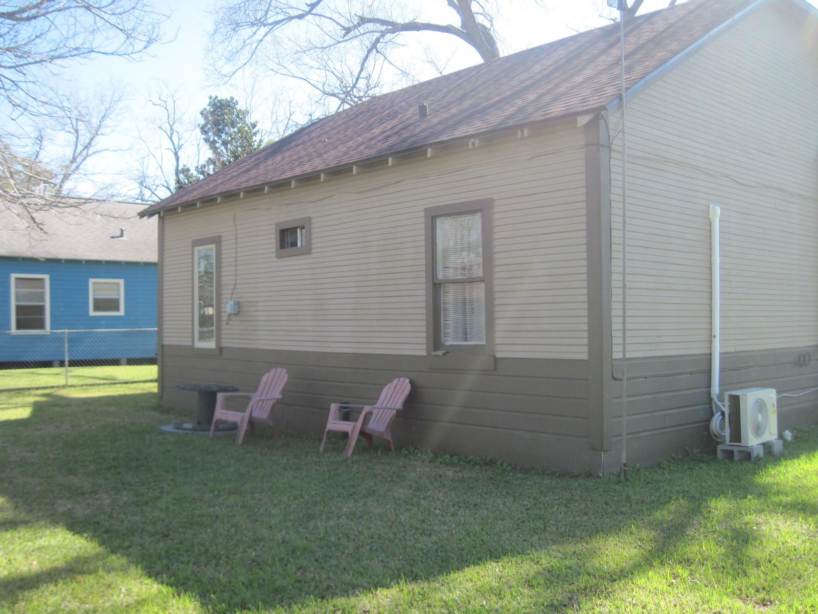 410 W Centre Street