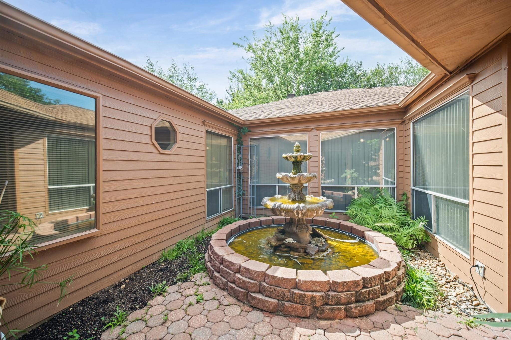 6903 Bullinger Drive