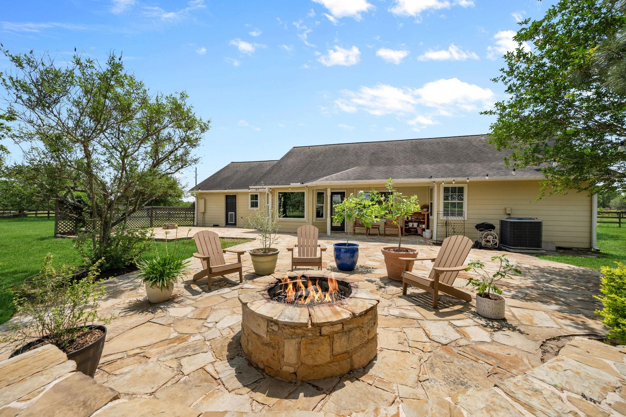 1945 Settlers Way Drive