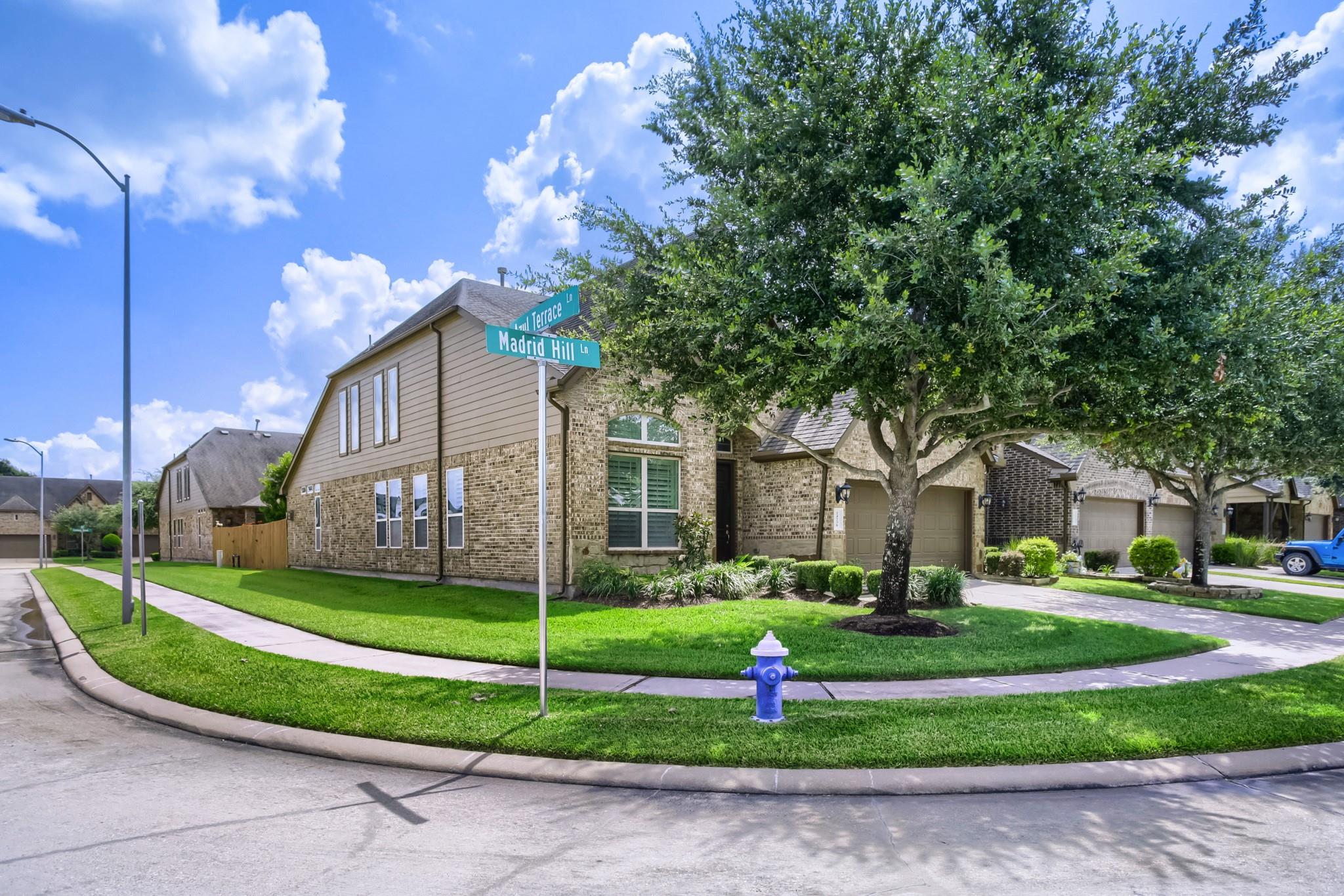 24238 Madrid Hill Lane