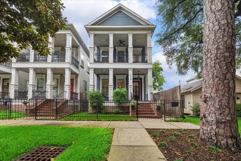 Photo of 625 Allston Street #B, Houston, TX 77007 (MLS # 65594497)