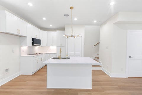 Photo of 1275 Dewalt Street, Houston, TX 77088 (MLS # 45230270)