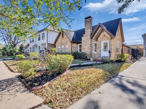 Photo of 2141 Colquitt Street, Houston, TX 77098 (MLS # 86556023)