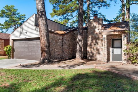 Photo of 13414 Ravensway Drive, Cypress, TX 77429 (MLS # 98708709)