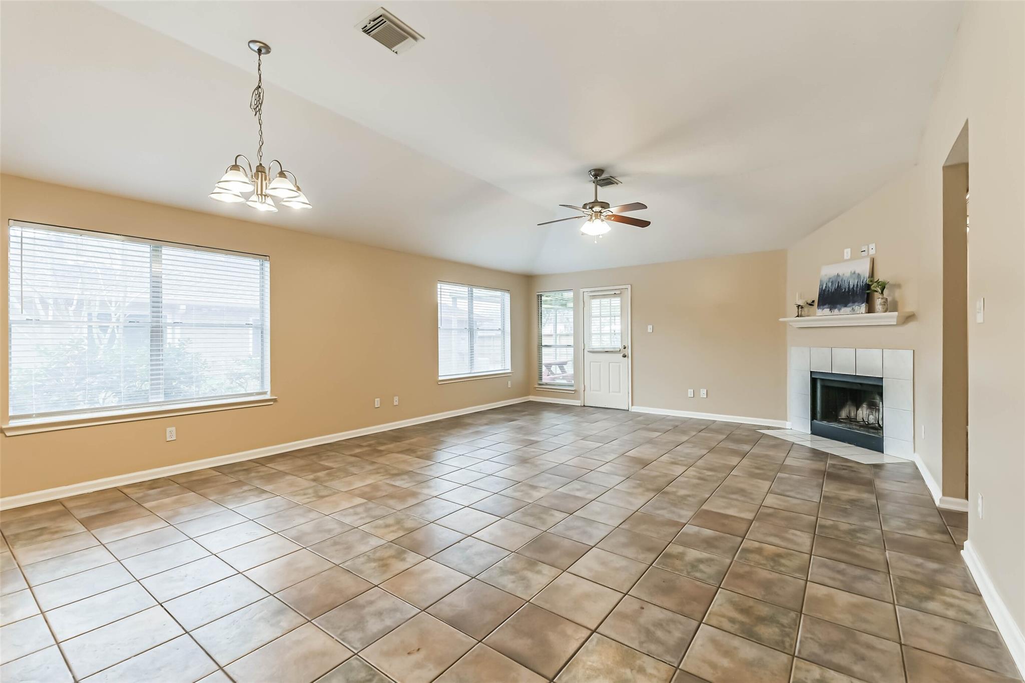 10926 Waterview Circle