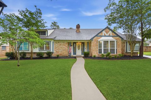 Photo of 25506 Many Oak Drive, Spring, TX 77380 (MLS # 25070585)