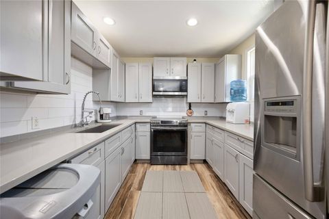 Tiny photo for 2311 Russell Street, Houston, TX 77026 (MLS # 17397634)